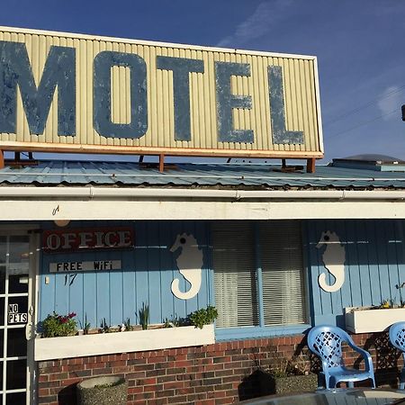 Chris By The Sea Motel Oyhut Bagian luar foto